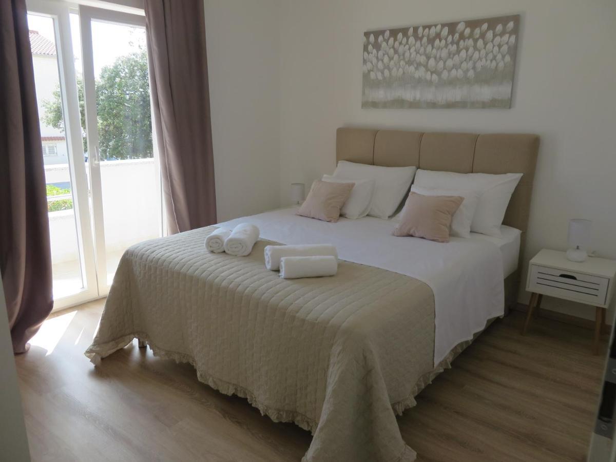 M&L Holliday Home Biograd Na Moru Exteriör bild