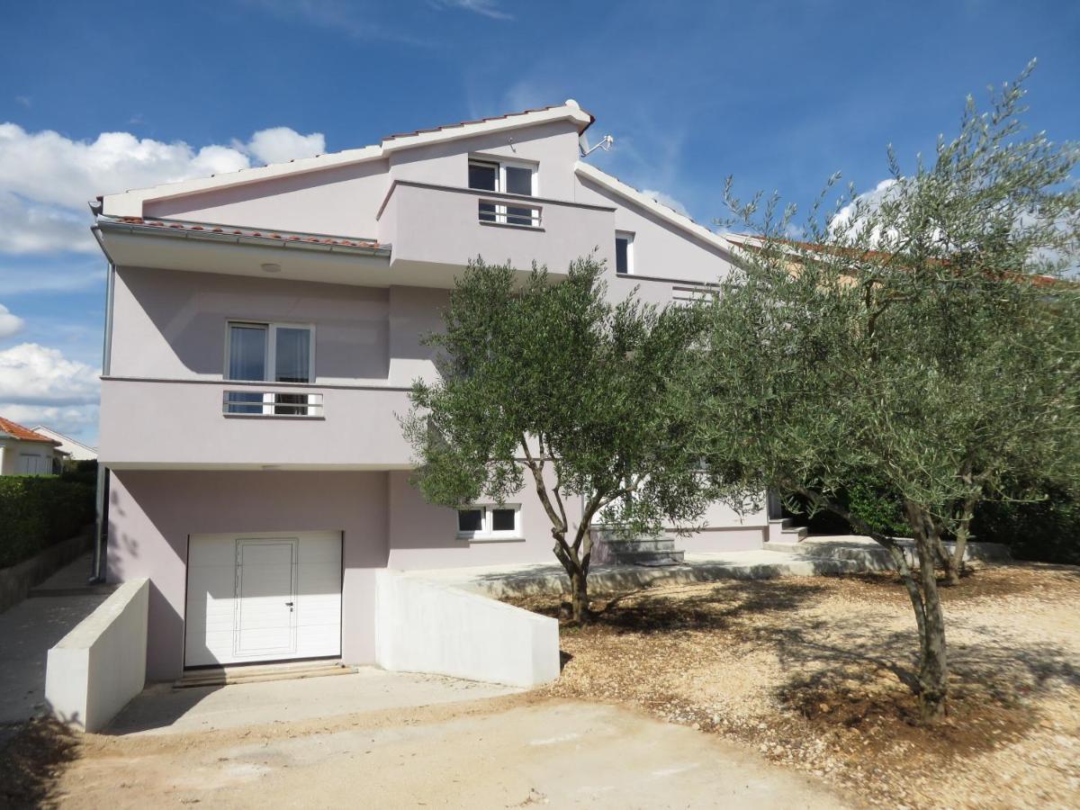 M&L Holliday Home Biograd Na Moru Exteriör bild