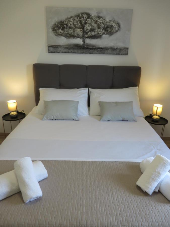 M&L Holliday Home Biograd Na Moru Exteriör bild